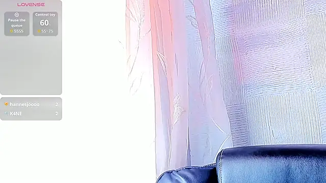 AliceStevenss_ webcam