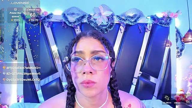 antonelllepiercee webcam