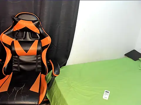 andrew_jonhes webcam