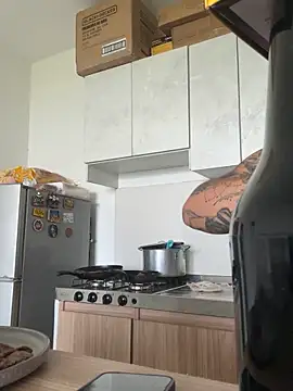 Pretty_Isadora webcam