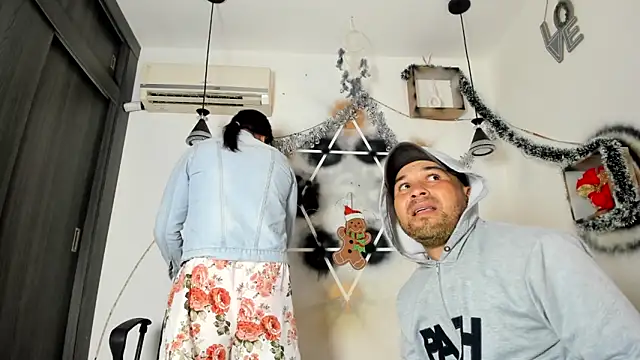 StephaniaAndRandy webcam