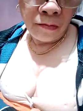 small-house123 webcam