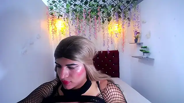 nastahabigcock webcam