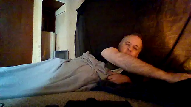 reddragon66 - Reddragon66's free webcam - UK Sex Cams