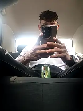 kingbigcock23cm - Kingbigcock23cm's free webcam - UK Sex Cams