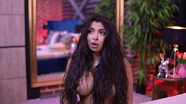 NicoleCellini webcam