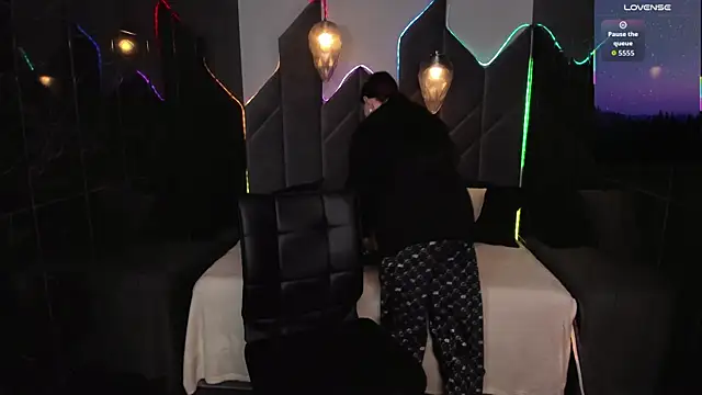 Lily_Moonlight webcam