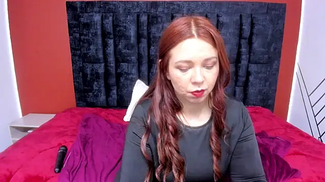 Isa_Thompson__ webcam