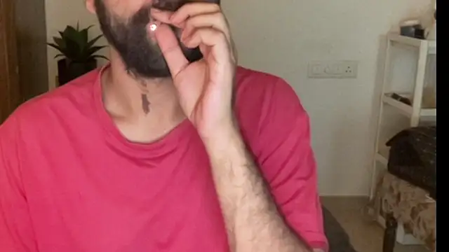 MakeMeAwareAah webcam