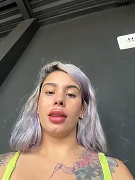 YouCandiSumisa webcam