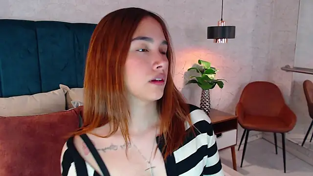 AdeleAndersonn webcam