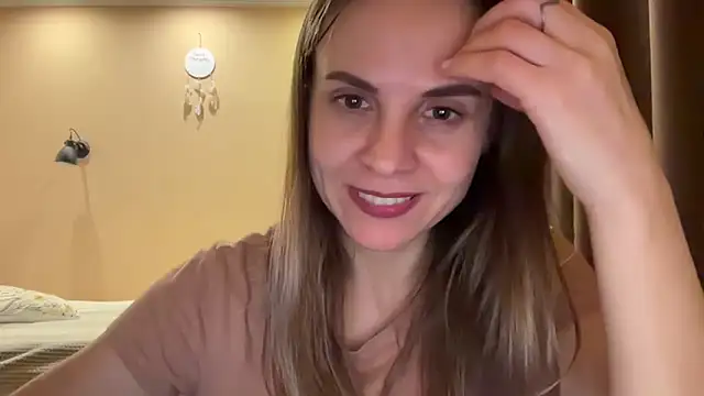 AnnieLove7722 webcam