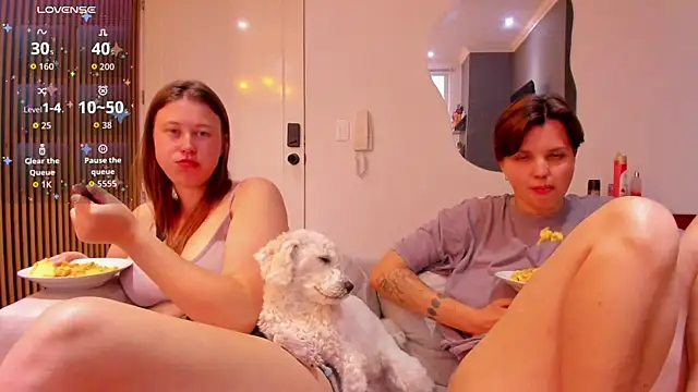 Tenderly_Couple webcam