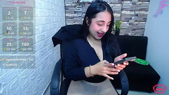 isabelsaenzxx webcam