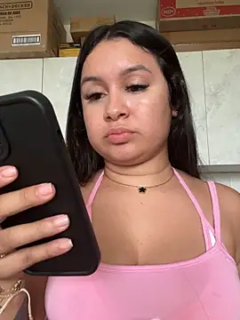 Pretty_Isadora webcam