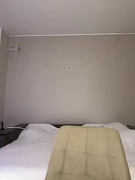 Webcam Model (Luv_Doll) is live