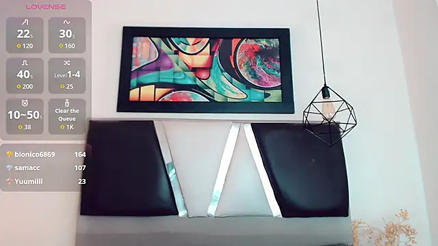 hilary_rodriguez webcam