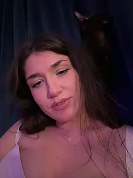 ScarletBloom_ webcam