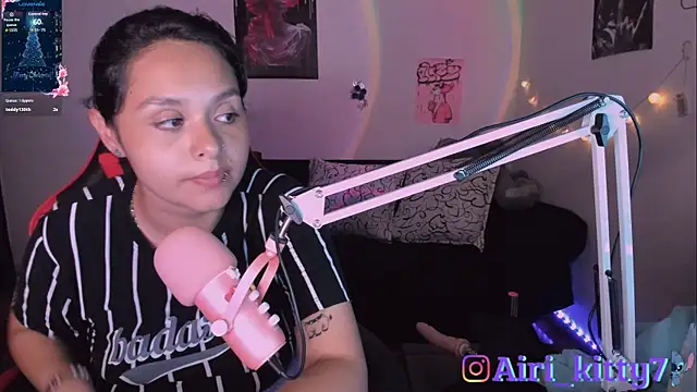 Airi_Kitty webcam