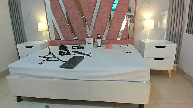 Megan_Sweetas webcam