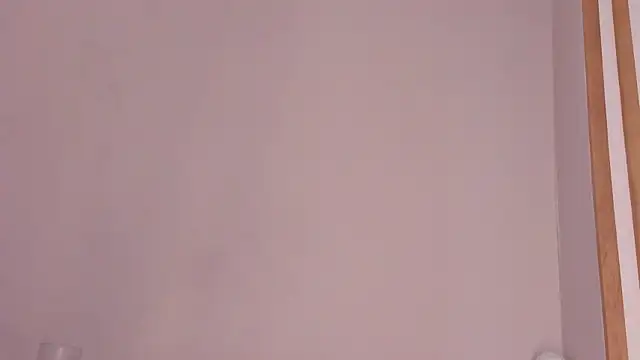 sara__jones_gh webcam