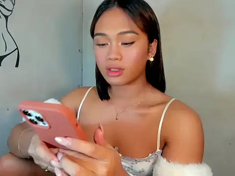 Exotic_alyssa69 webcam