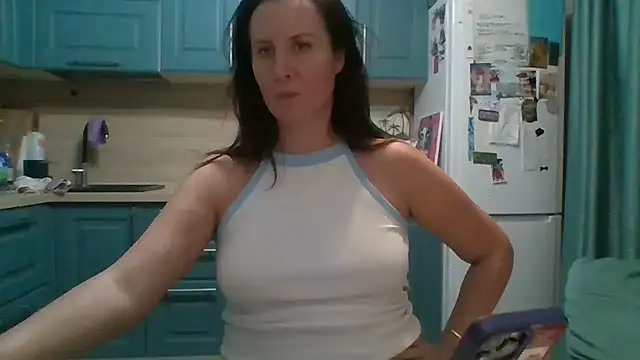 ALICAINWONDERLAND webcam