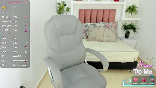 tati_saldarriaga webcam