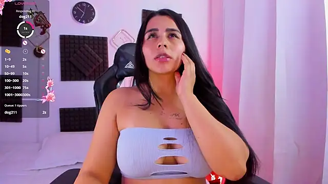 hannarusso - Hannarusso's free webcam - UK Sex Cams