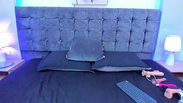 isabella_horney_ webcam