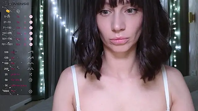 Alice_Wonders webcam