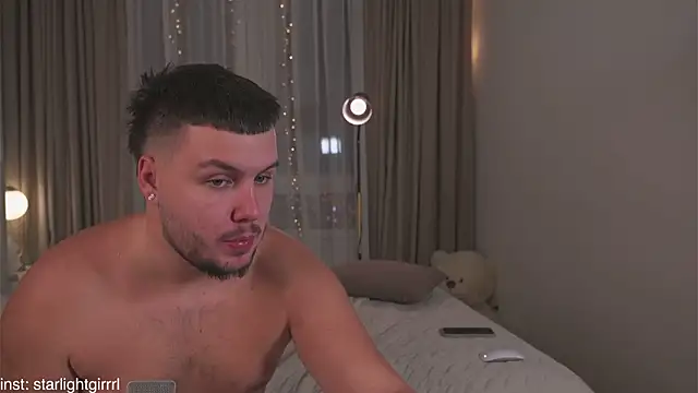 CupOfLovesWhisper webcam