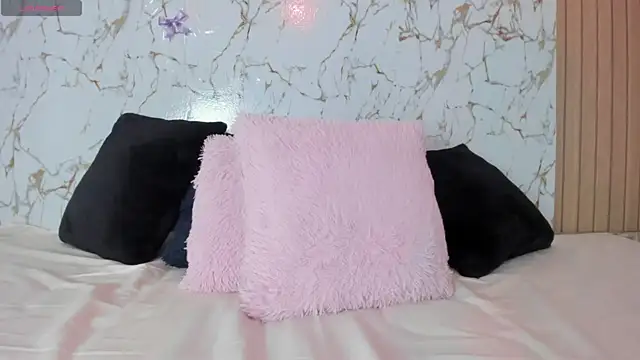 Christal_Golden webcam