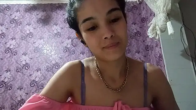 AylinBlush webcam