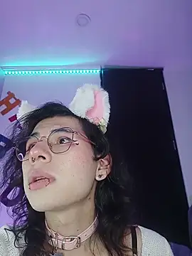 Sweet-SharoKitty webcam