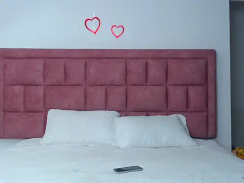 sweetsubmisaxox webcam