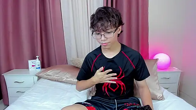 Honeymoon_sariel webcam