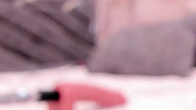 SASHA_BROWNIE__ webcam