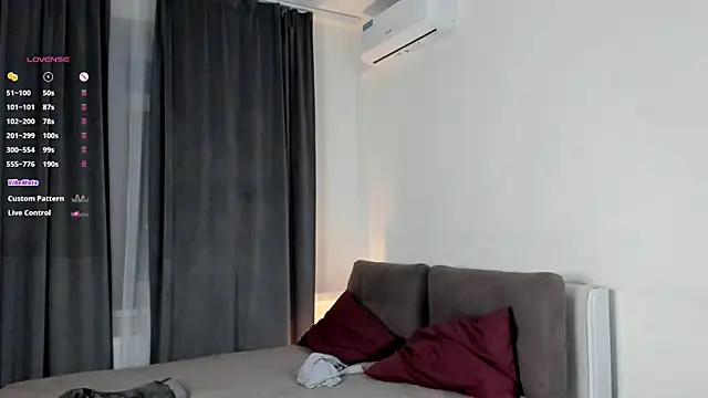 CoreenLuebbers webcam