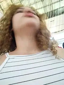 SirenRouge_69 webcam