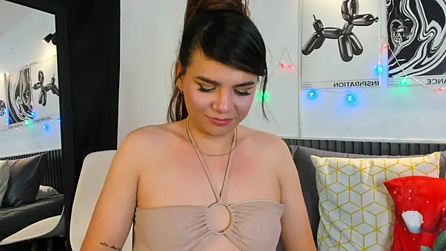 Cloe_Bonne Live Webcam on Stripchat