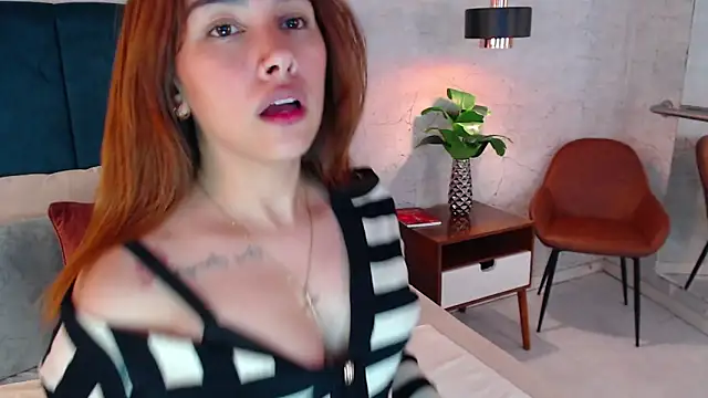 AdeleAndersonn webcam