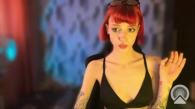 nude live chat room RedFica