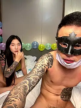 r-u-ok Live Webcam on Stripchat