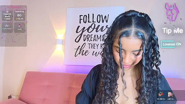 SunnyGilmoree webcam