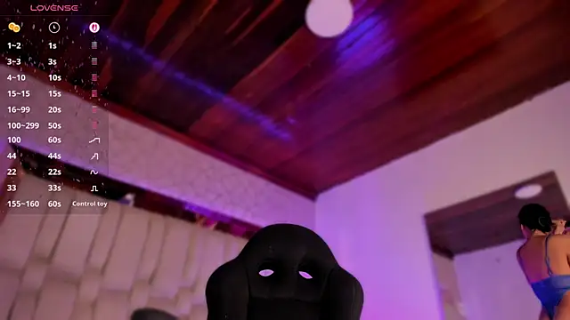 Kleverly_Manson1 webcam