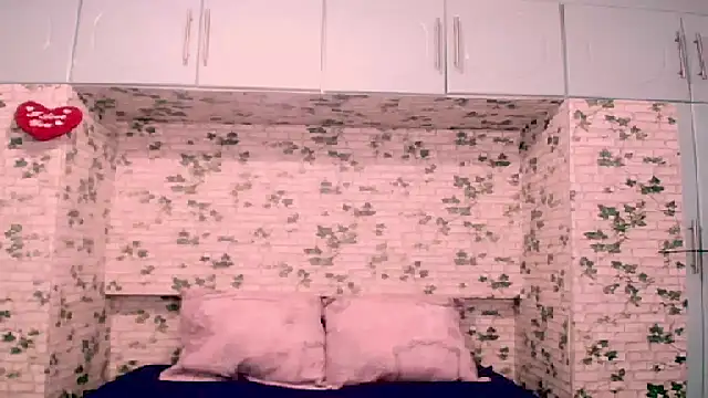 IndianSexyLove00 webcam