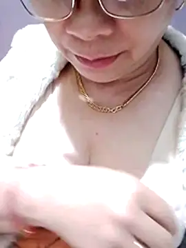 small-house123 webcam