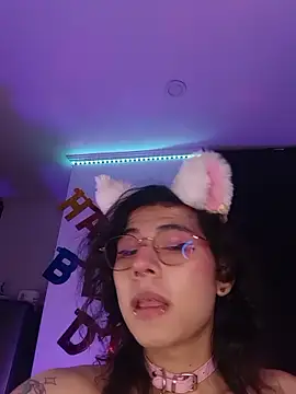 Sweet-SharoKitty webcam