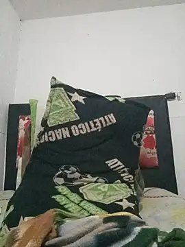 MaximoSualteza777 webcam